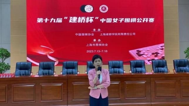 实力派演员黄渤和青年偶像王一博的搭配，也令网友倍感期待。