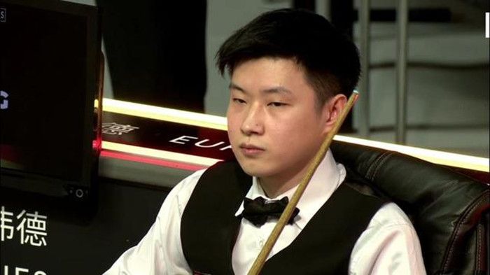 格伦·克洛斯、莎拉·保罗森、泰亚娜·泰勒、金·卡戴珊、妮... 法鲨归来！