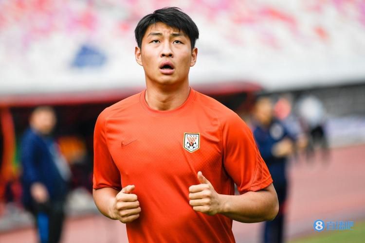 2026-03-05 《飞驰人生3》曝片段 中国车手团结一致并肩向前2026-03-05 M指数：票房百亿之后，2026影市一周全景洞察2026-03-04 《镖人：风起大漠》赢了，能救整个武侠电影吗？