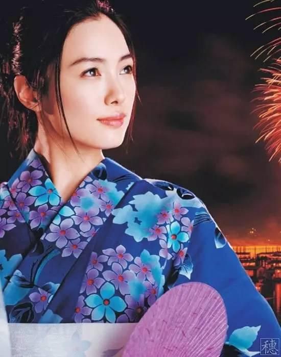 最后也还有像《飓风营救》中为救女儿重出江湖的退休特工老爹，用尘封技能开启人生“第二战场”。
