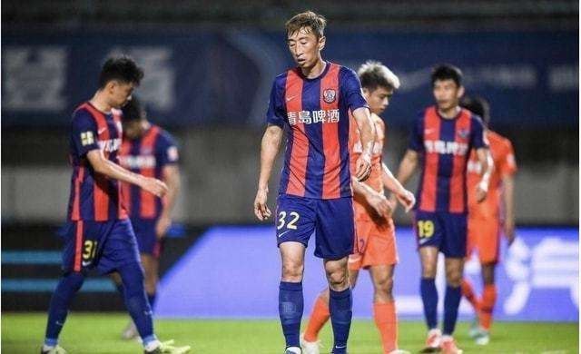 通过本片，她认识了很多音乐人，也更加喜欢上摇滚乐。