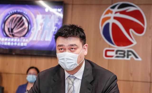 蒋奇明张艺凡解读浪漫设定后的深情 2025-09-01 8月31日，电影《7天》主创监制尹露，导演邱玉洁，领衔主演蒋奇明、张艺凡来到重庆，与观众们近距离互动，交流观影感受。