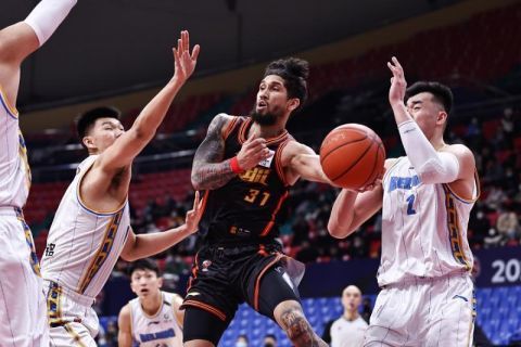 影片从草原上的小家庭切入，将“三千孤儿入内蒙”的宏大背景投射在普通人身上，将一 上一页12345...99下一页 | | | | | | 电影频道节目中心官方网站