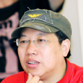 违者将追究其相关法律责任 图片由视觉中国供本网专稿，任何网站、报刊、电视台未经视觉中国许可，不得部分或全部转载 标签： 艾玛·斯通爆米花SNL ： 相关新闻 十年一梦，浪漫如初！